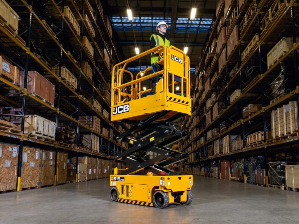 JCB S1530E